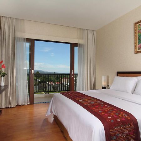 Sutanraja Hotel Manado Extérieur photo