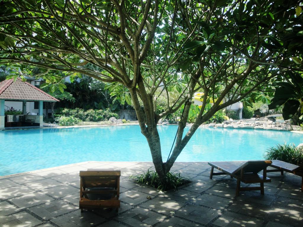 Sutanraja Hotel Manado Extérieur photo