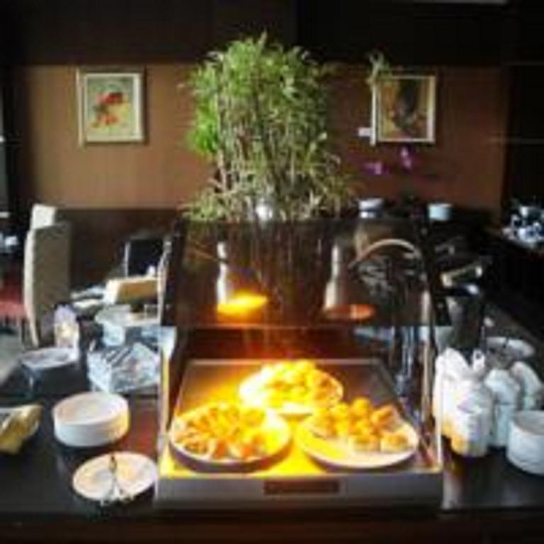 Sutanraja Hotel Manado Extérieur photo