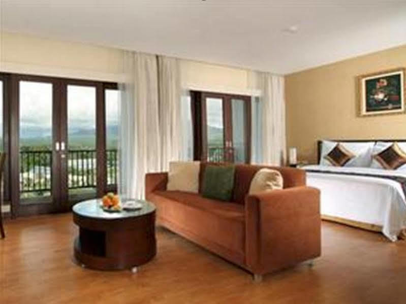 Sutanraja Hotel Manado Extérieur photo