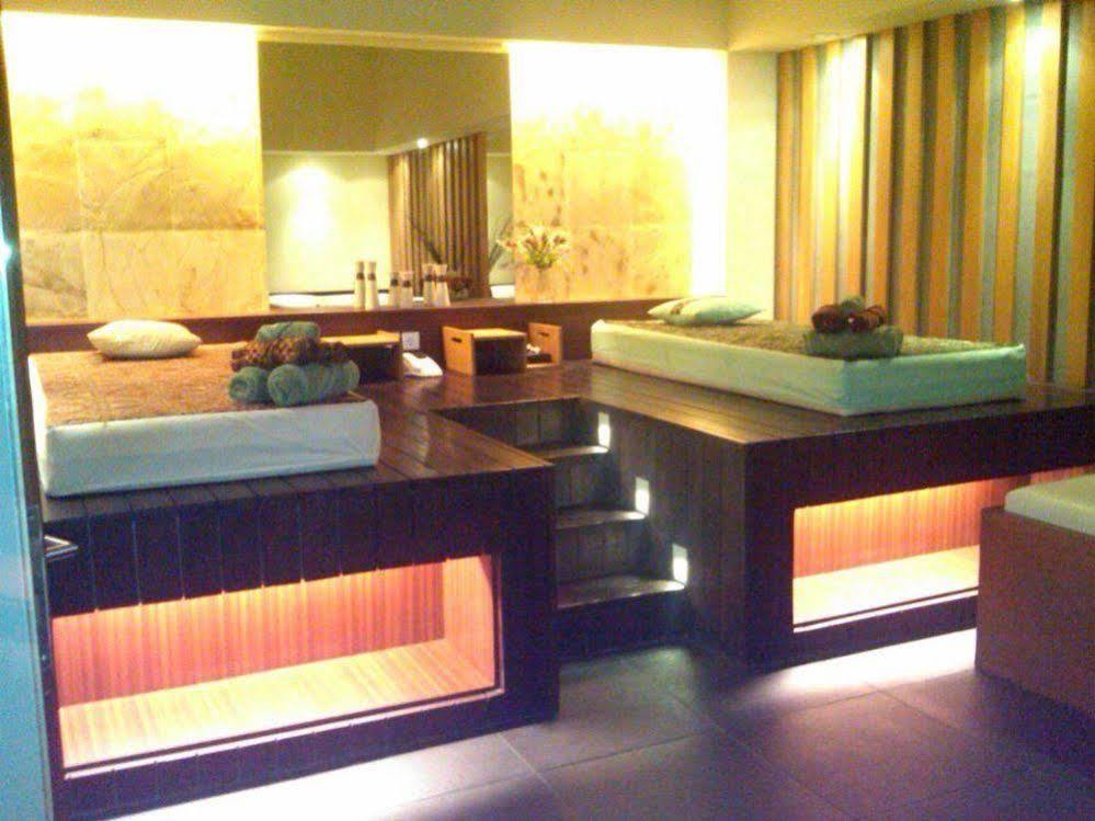 Sutanraja Hotel Manado Extérieur photo