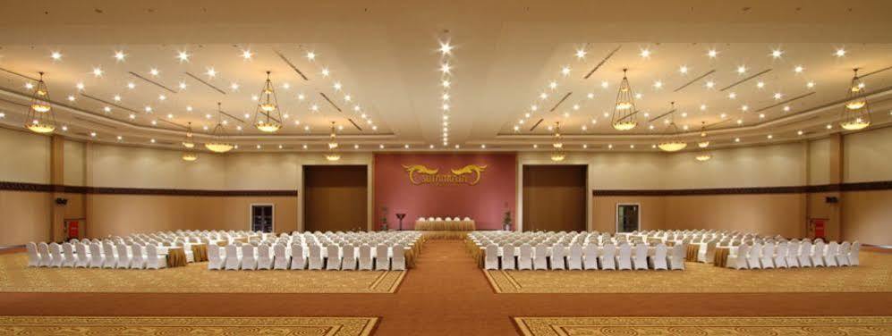 Sutanraja Hotel Manado Extérieur photo