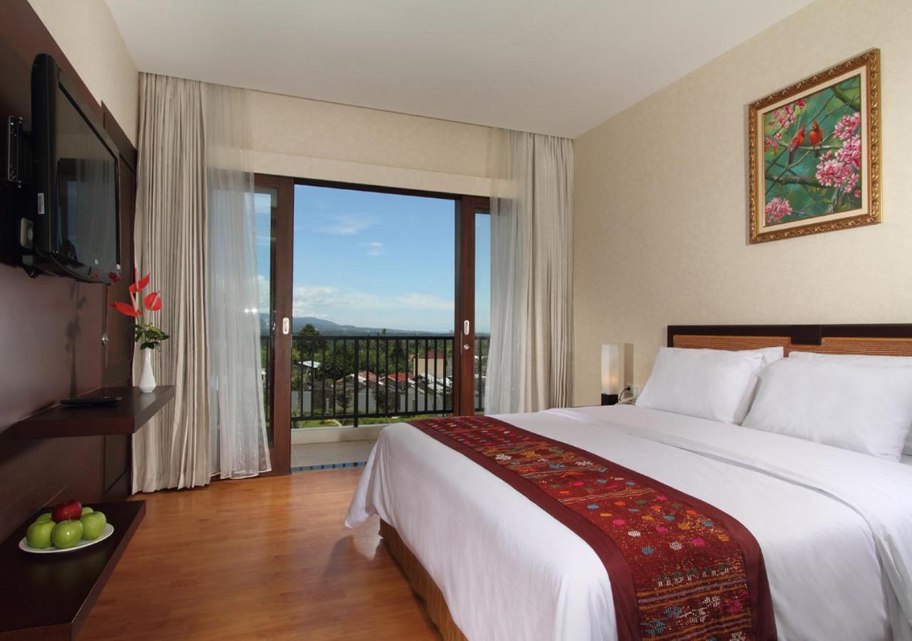 Sutanraja Hotel Manado Extérieur photo